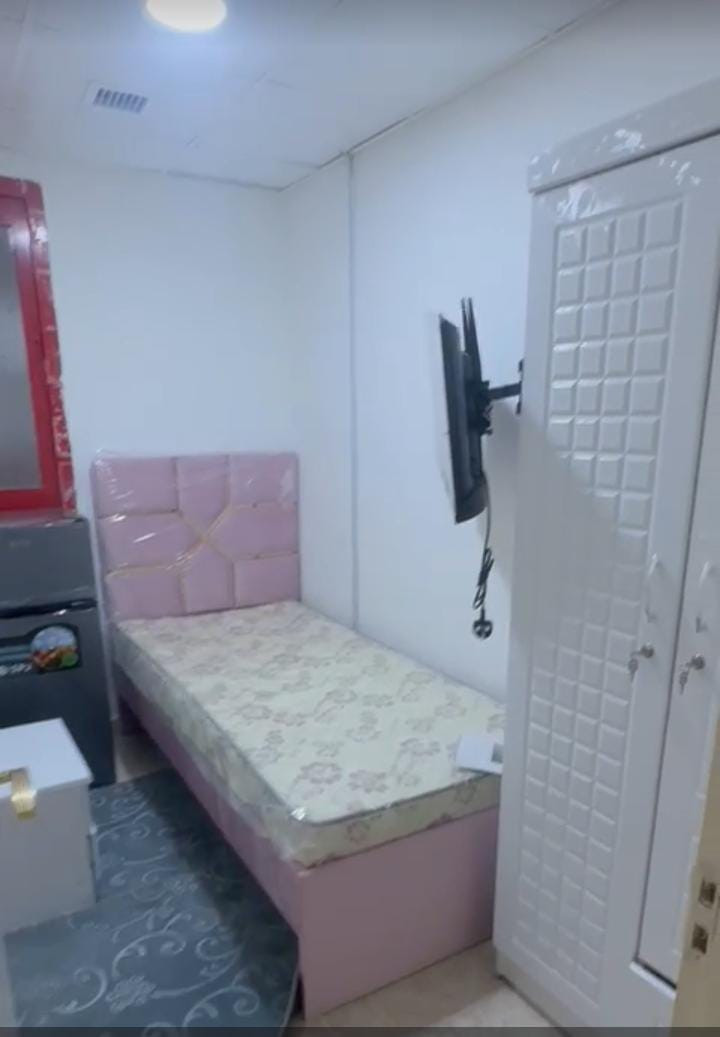 A special partition for girls only