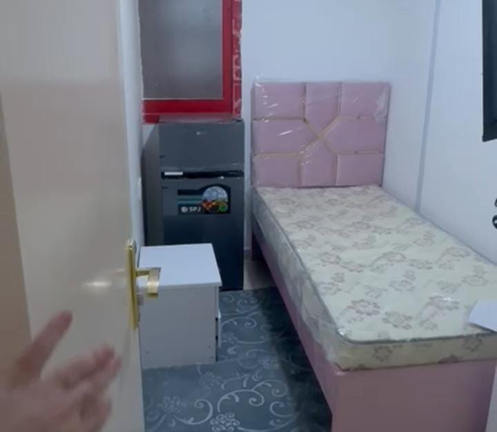 A special partition for girls only