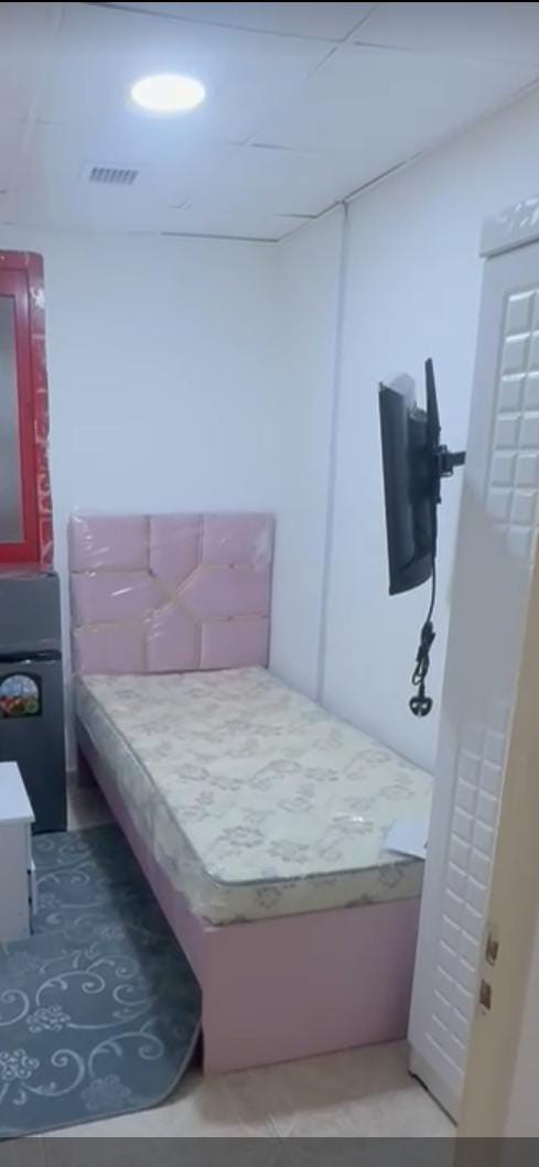 A special partition for girls only