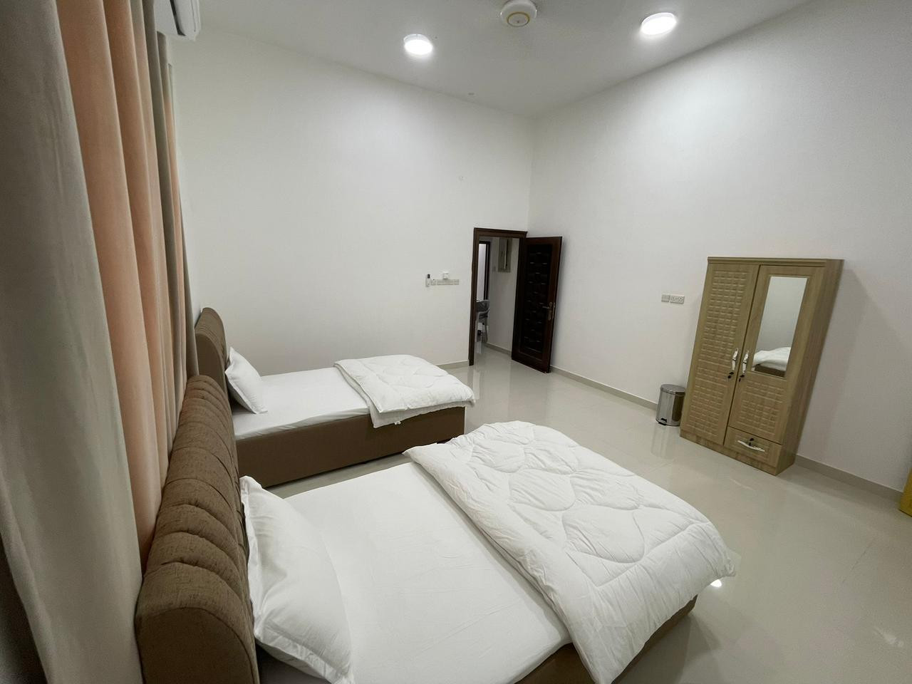 big-guest-house-villa101778870307.jpg