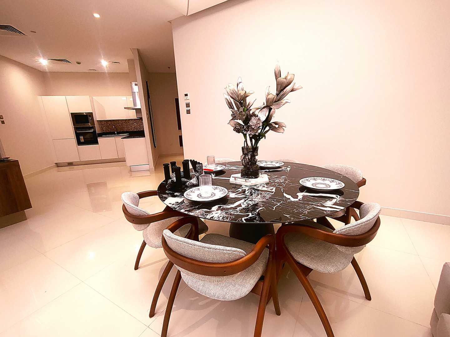Brand New Luxury Living in Sanabis | BD. 500/-