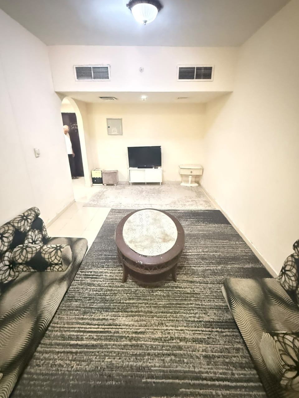 A great deal on a one-bedroom apartment with a living room, all included.