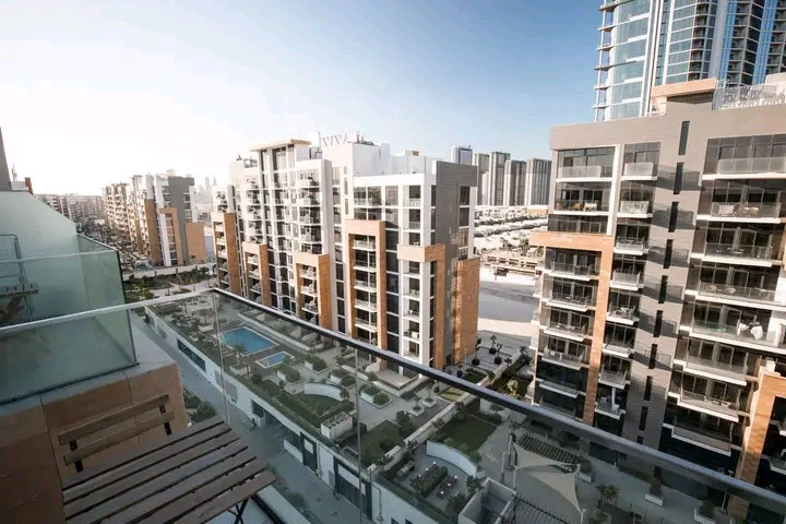 enjoy-comfortable-living-in-one-of-dubais-most-desirable-communities01786130675.jpg