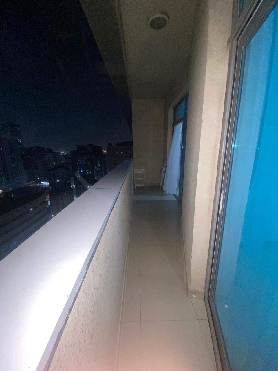 Superbly furnished, excellent location, one-bedroom apartment