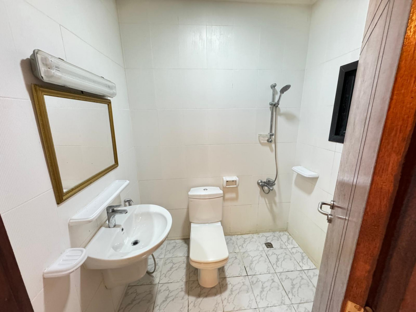 Full furnished 2bhk