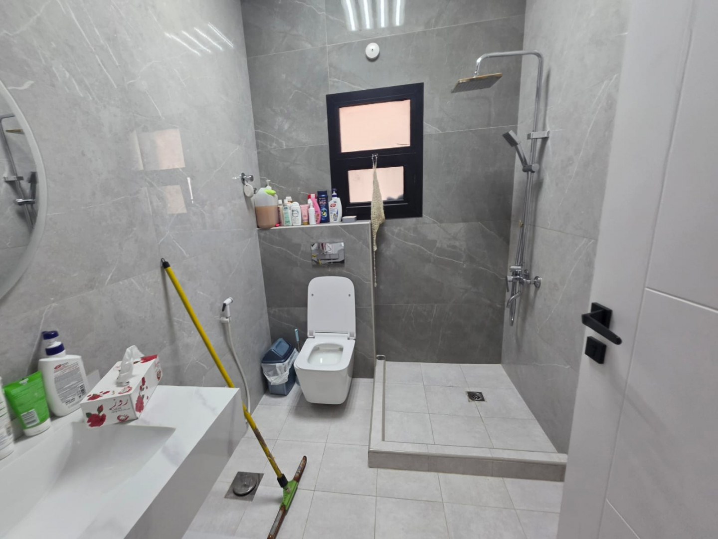 Villa with new furnishings in Rawda 3