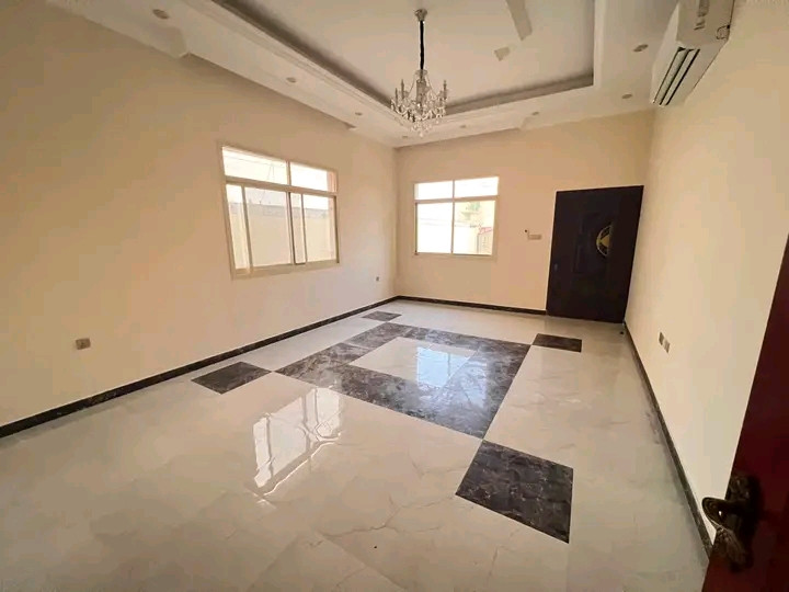 A spacious and comfortable villa, very suitable for families.