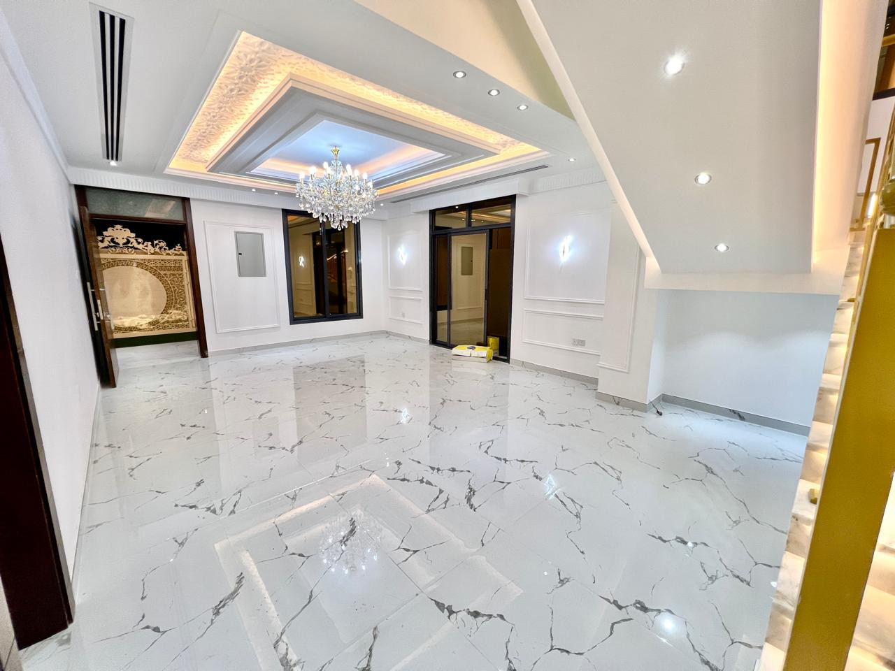 Luxury villa in Al-Haliou 1