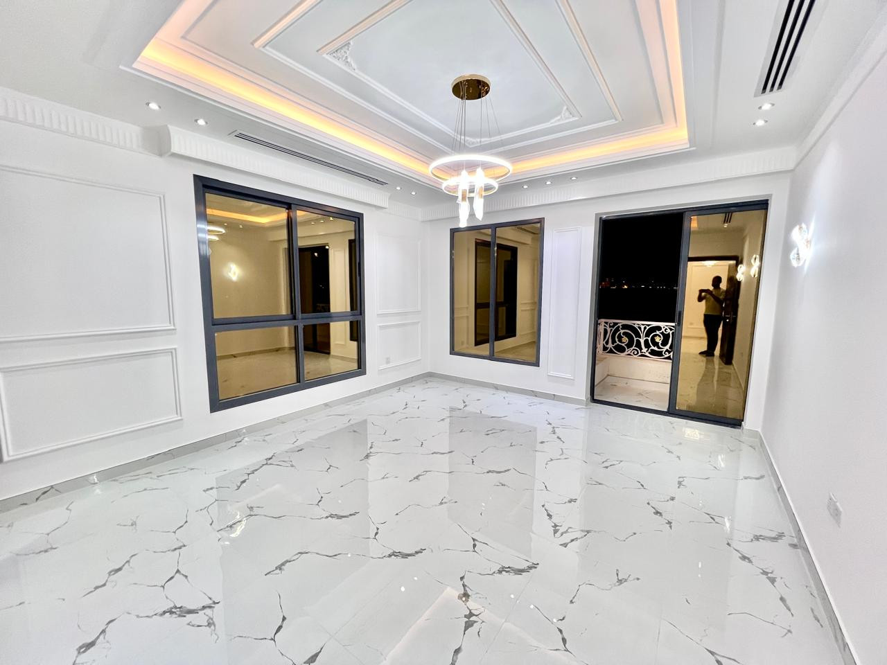 Luxury villa in Al-Haliou 1