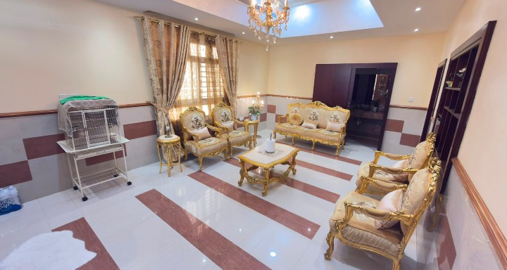 Luxury villa in Al Muwaihat 3