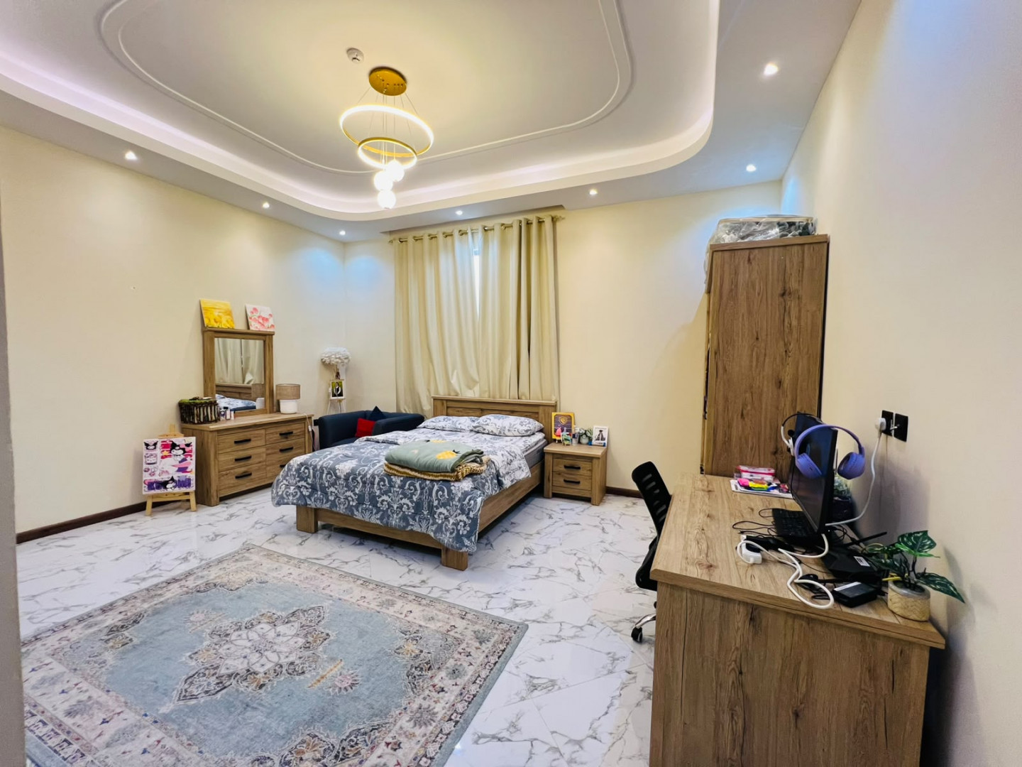 Luxury villa in the Al Yasmin area