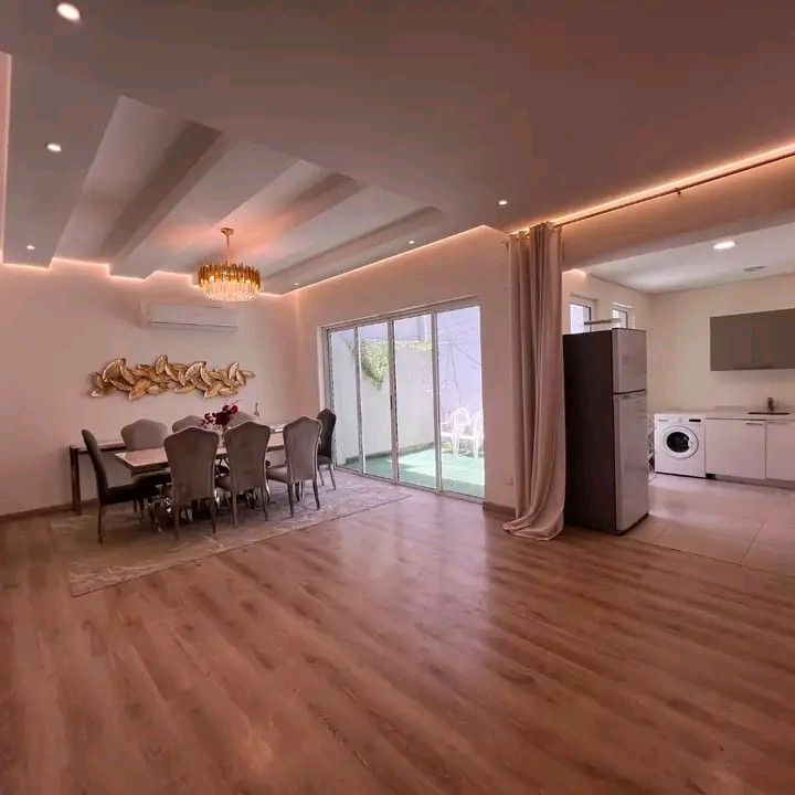 Luxury villa in a prime location with comprehensive services
