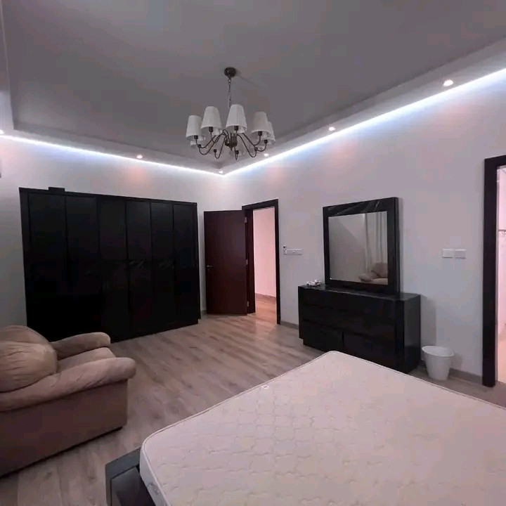 Luxury villa in a prime location with comprehensive services