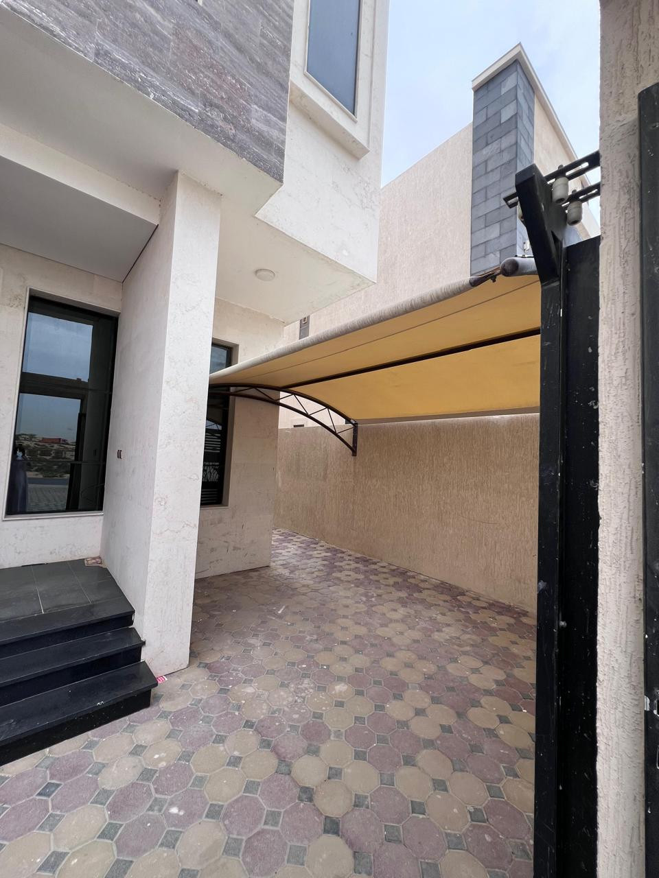 Luxury villa in Al Yasmin