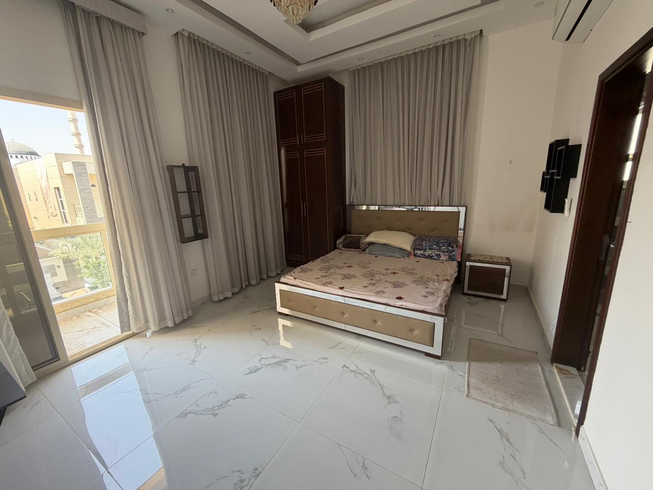 Luxury villa for rent in Al Yasmin
