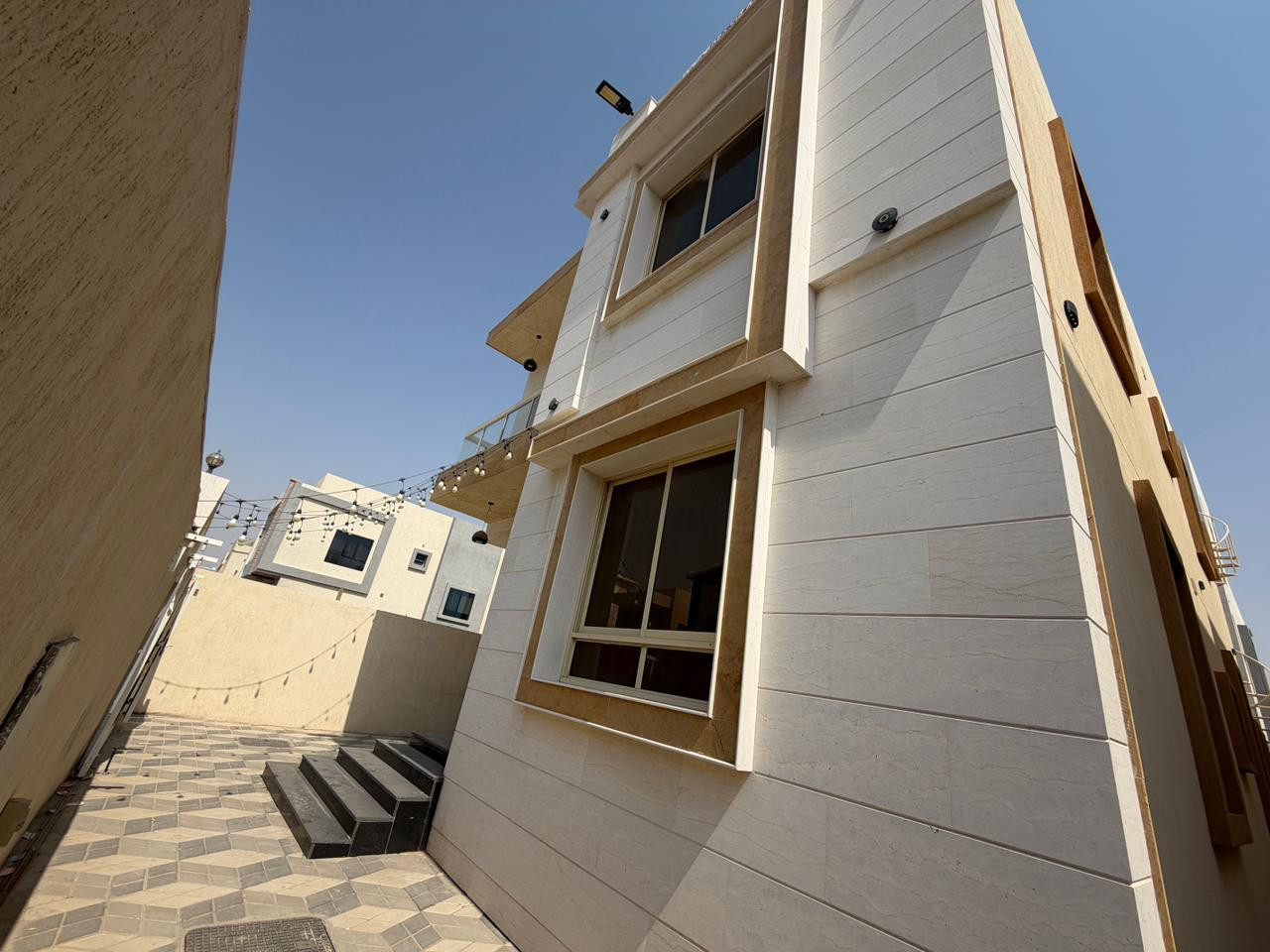 fyla-fakhr-llaygtr-balyasmyn51784051837.jpg