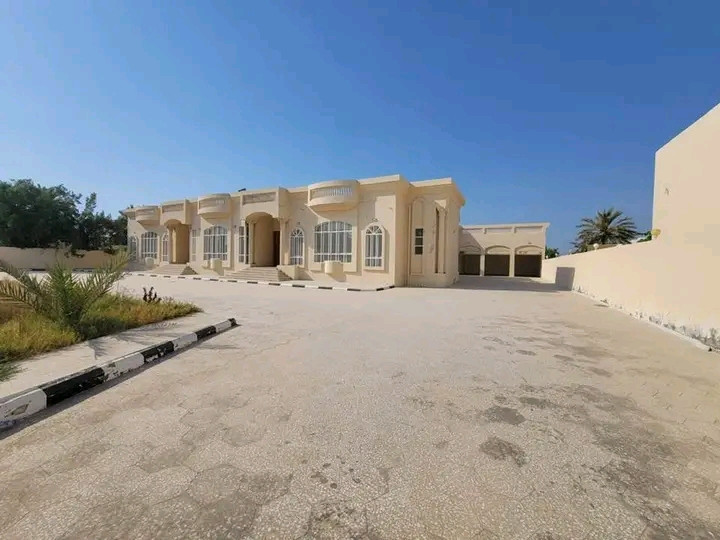 fyla-fakhr-lmhbyn-alfkham-oalmsahat-aloasaah111788465881.jpg
