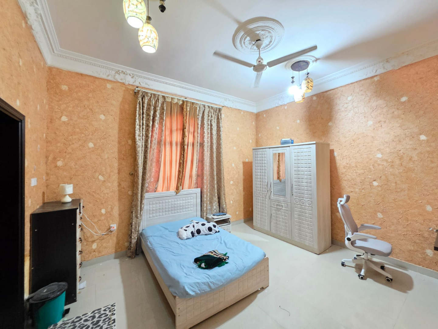A luxurious and distinctive villa in Al Rawda