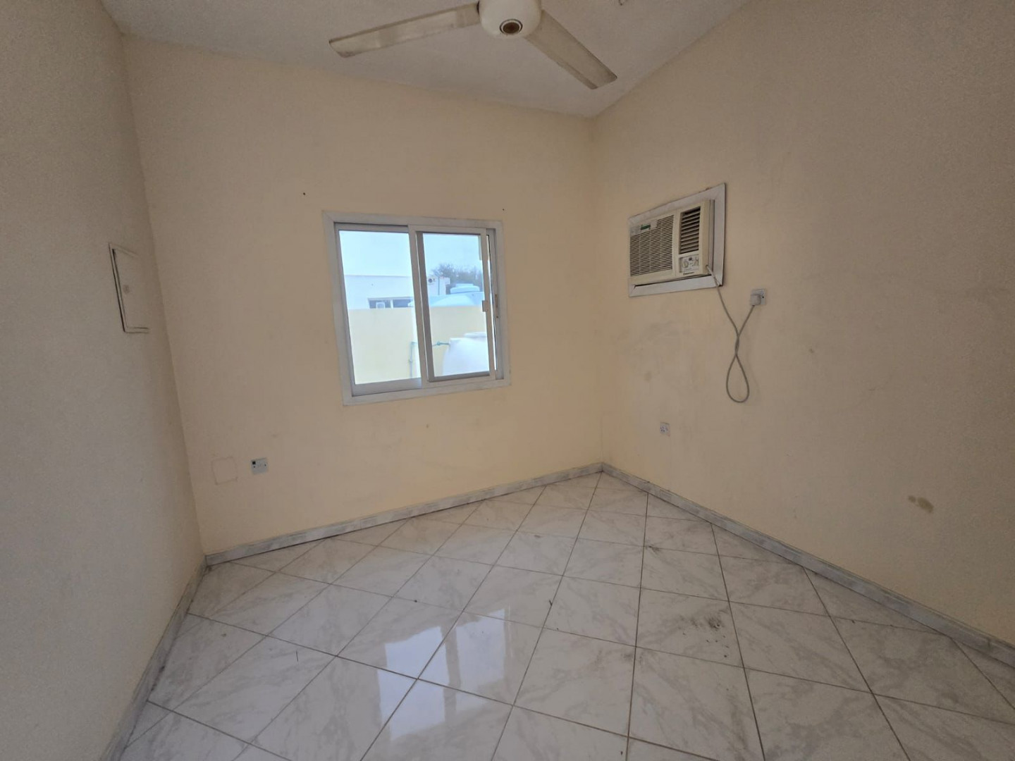 Luxury two-story villa in Al Yash