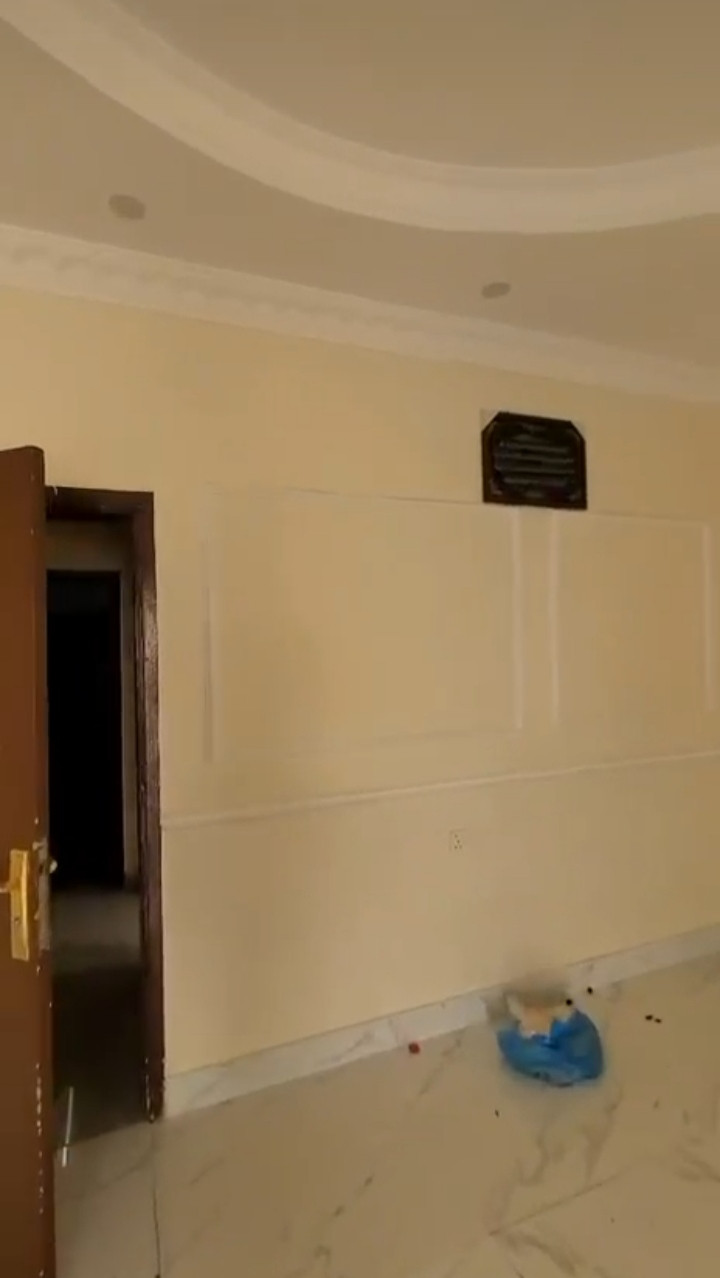 Villa in a quiet and upscale area