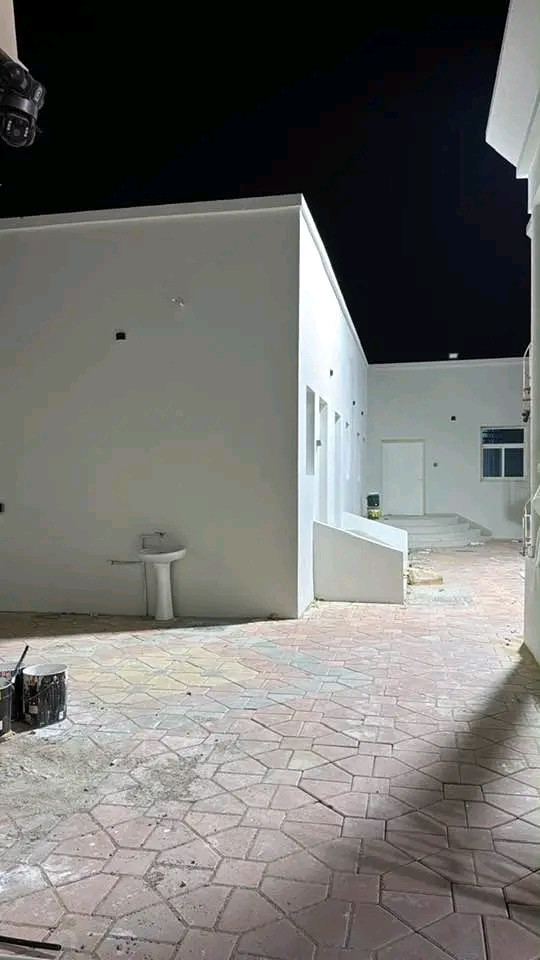 A very quiet villa with a very, very spacious area