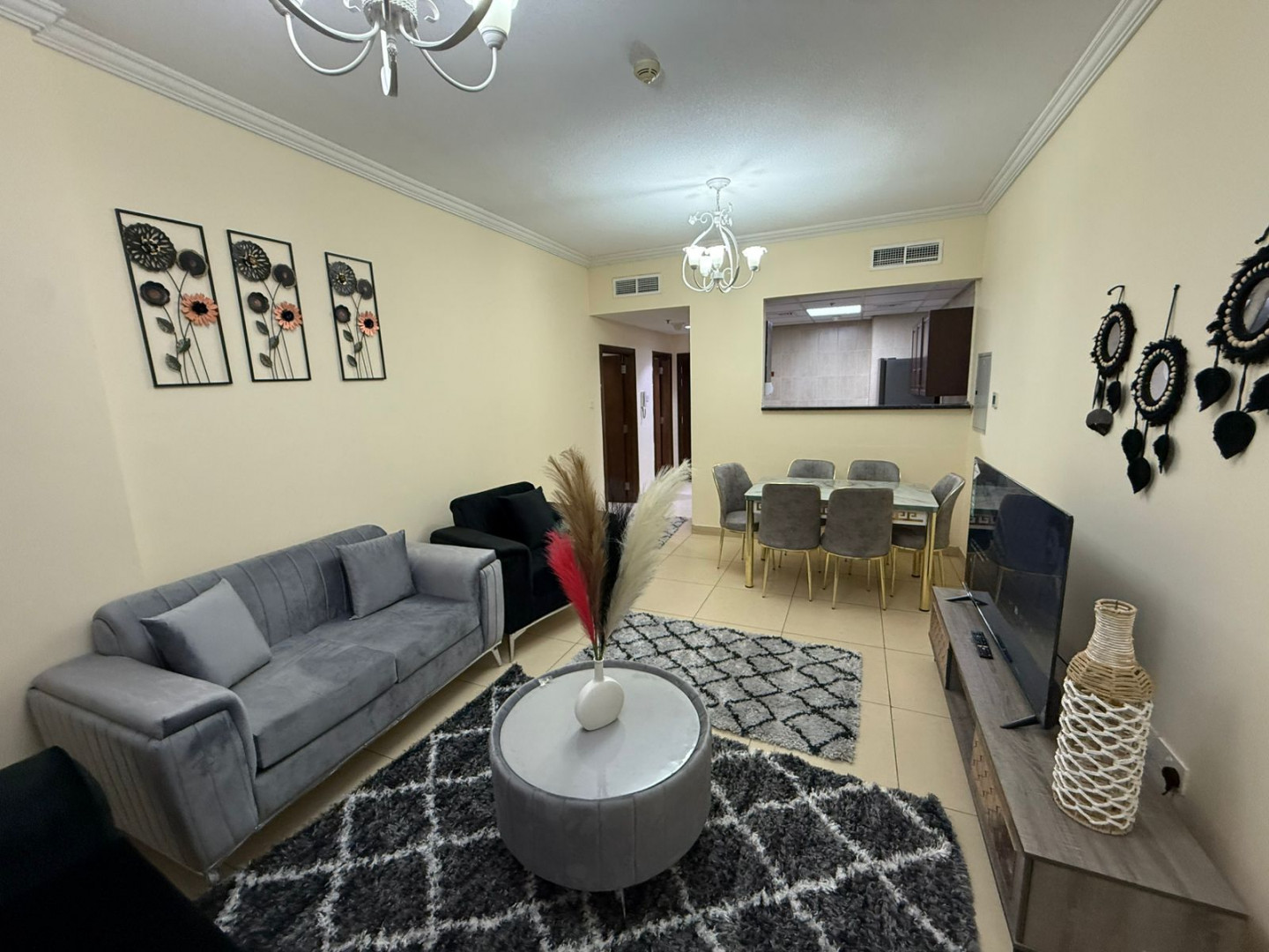 fyla-llaygar-alshhry01786290218.jpg