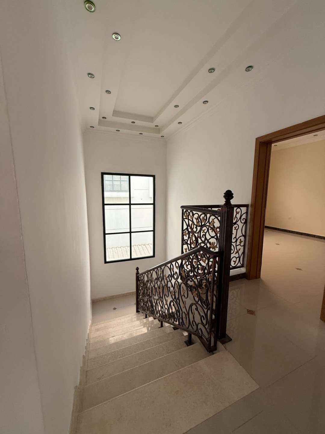 Villa for annual rent in Al Muwaihat