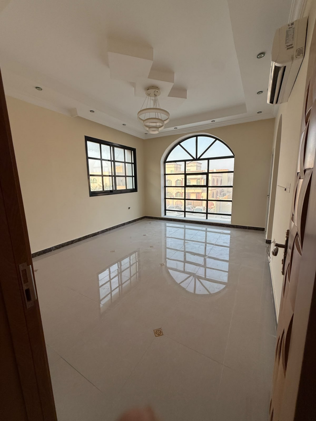 Villa for annual rent in Al Muwaihat