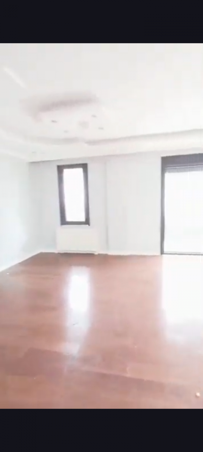 Villa for annual rent in Beylikdüzü
