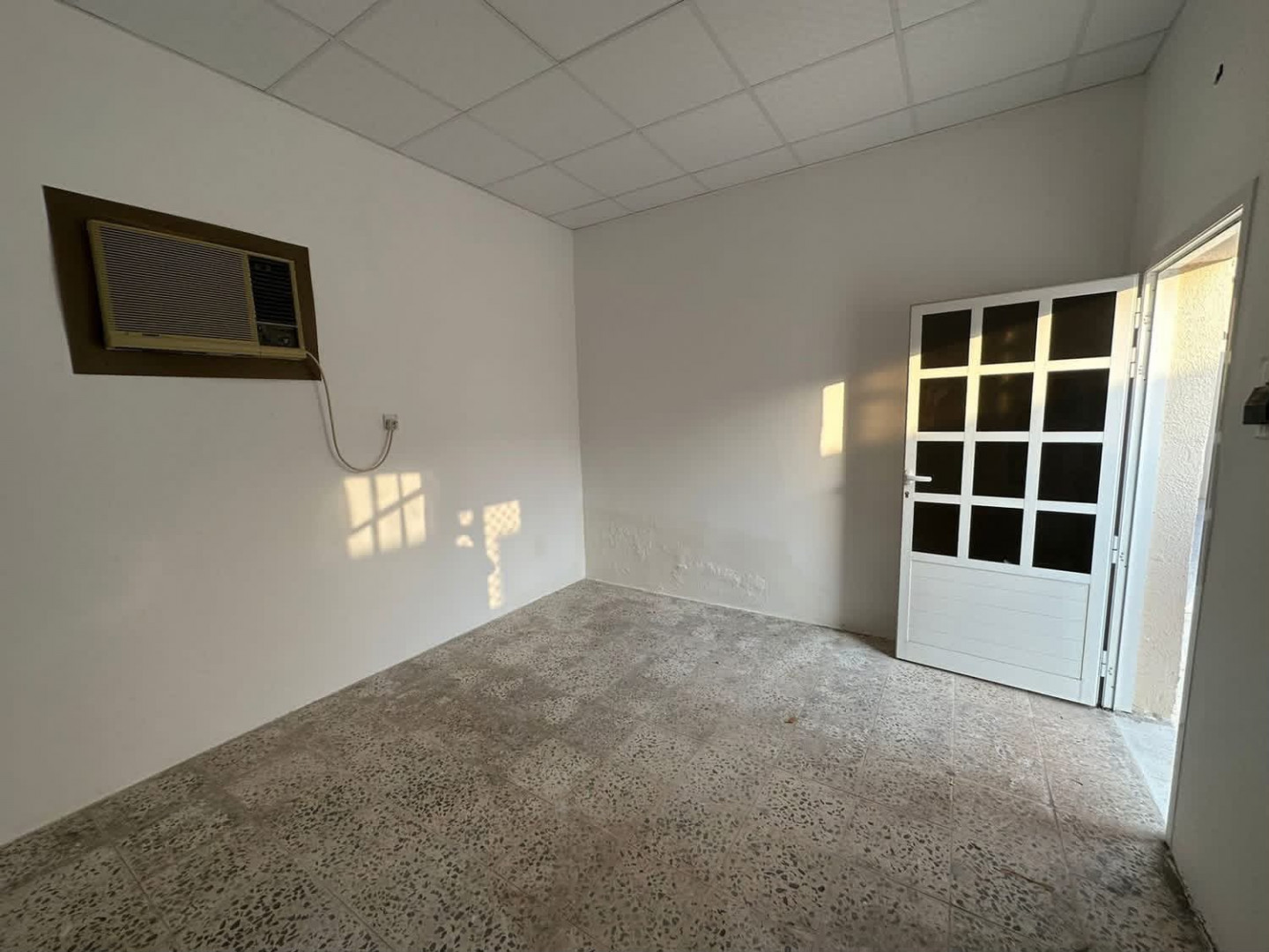 Villa for rent in Al-Oraibi, near the American University