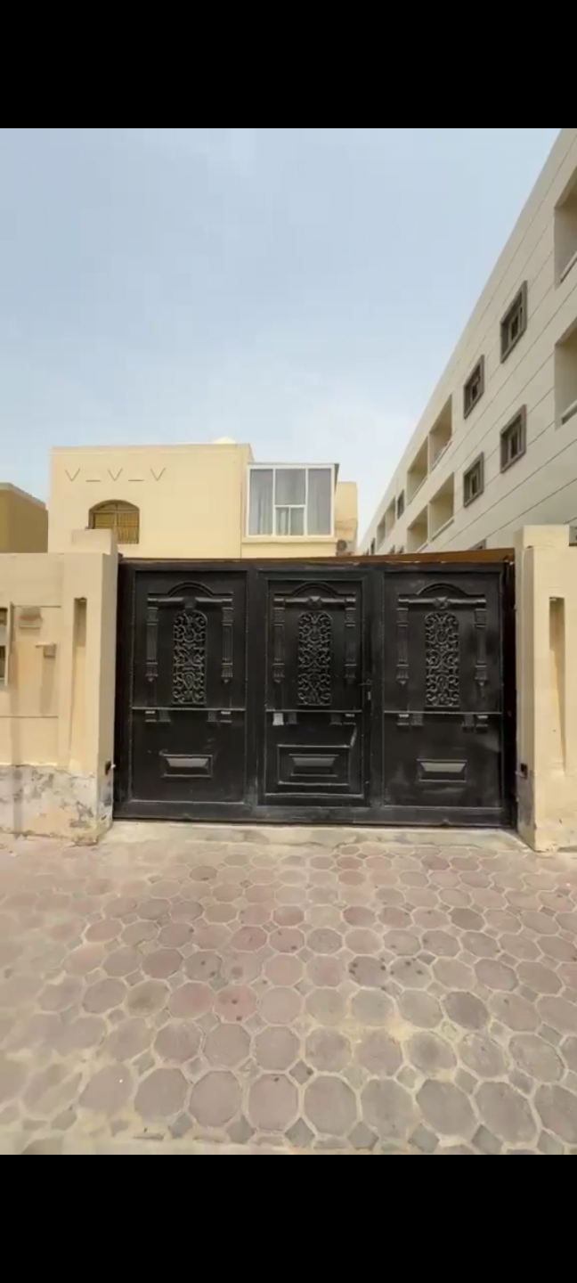A distinctive villa in Al Muwaihat 3