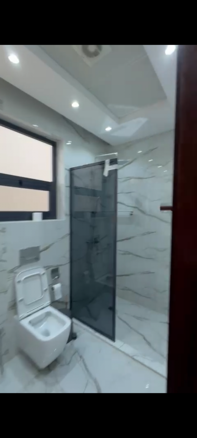 A magnificent villa in Al-Yasmin