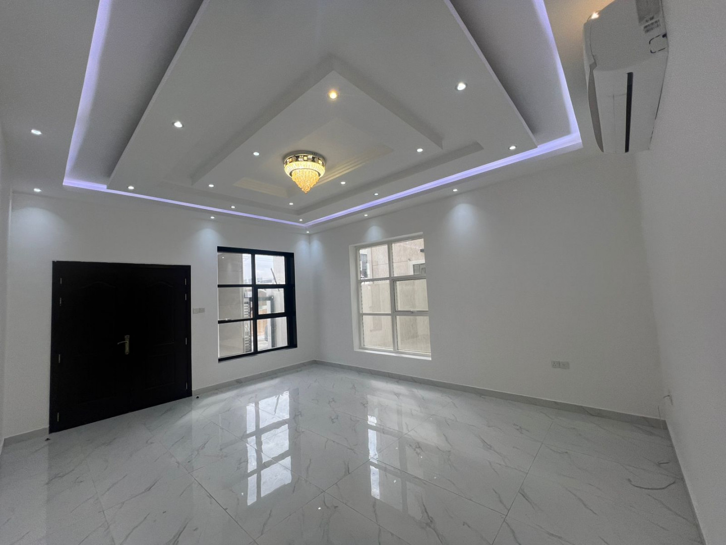 A magnificent villa in Al-Yasmin