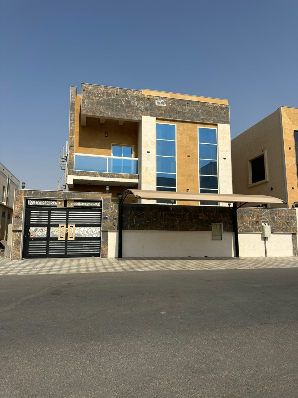 fyla-tabkyn-balyasmyn-gardn01789634343.jpg