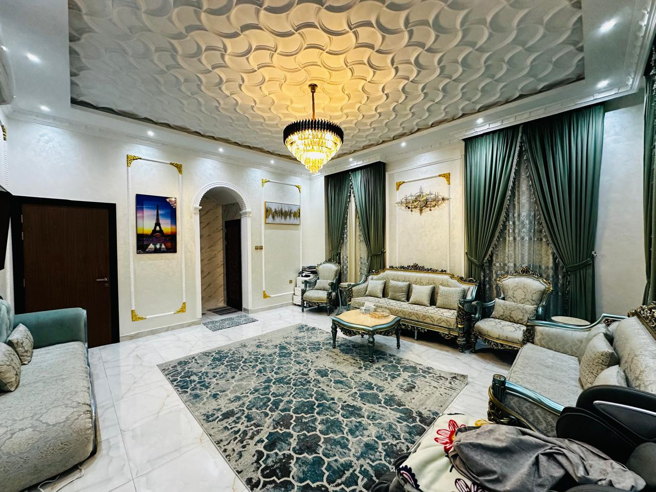 Two-story villa in Al Yasmin Garden