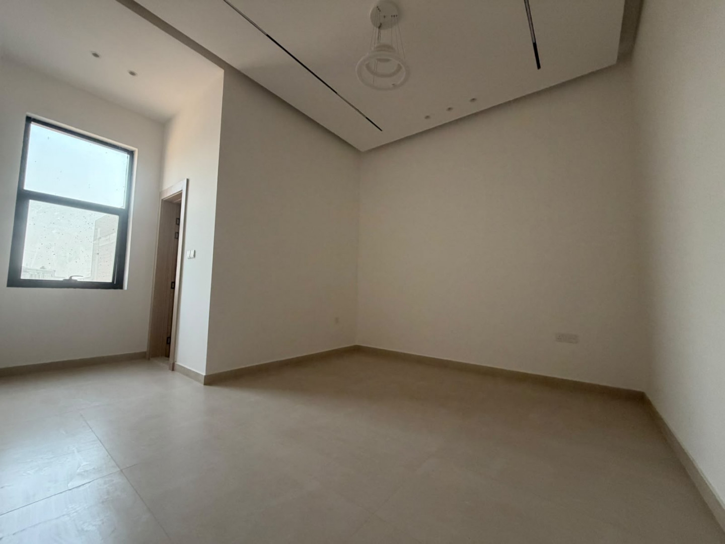 Townhouse villa in Al-Haliu area