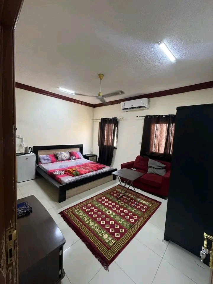 ghrf-balkhoyr-kryb-mn-gmyaa-alkhdmat01787084063.jpg
