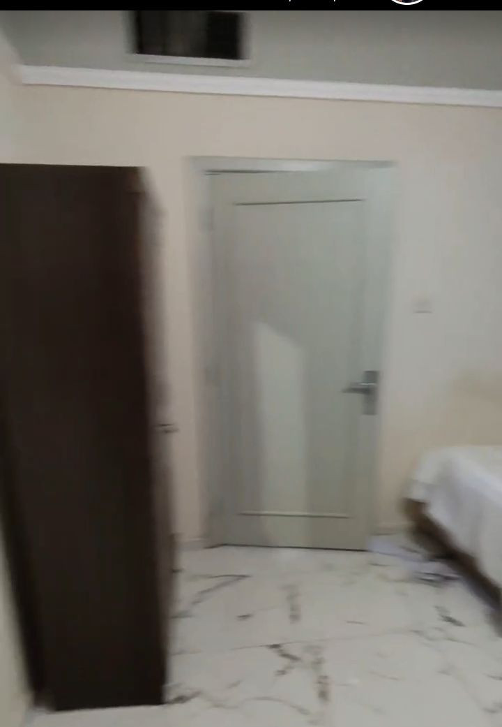 Girls' room