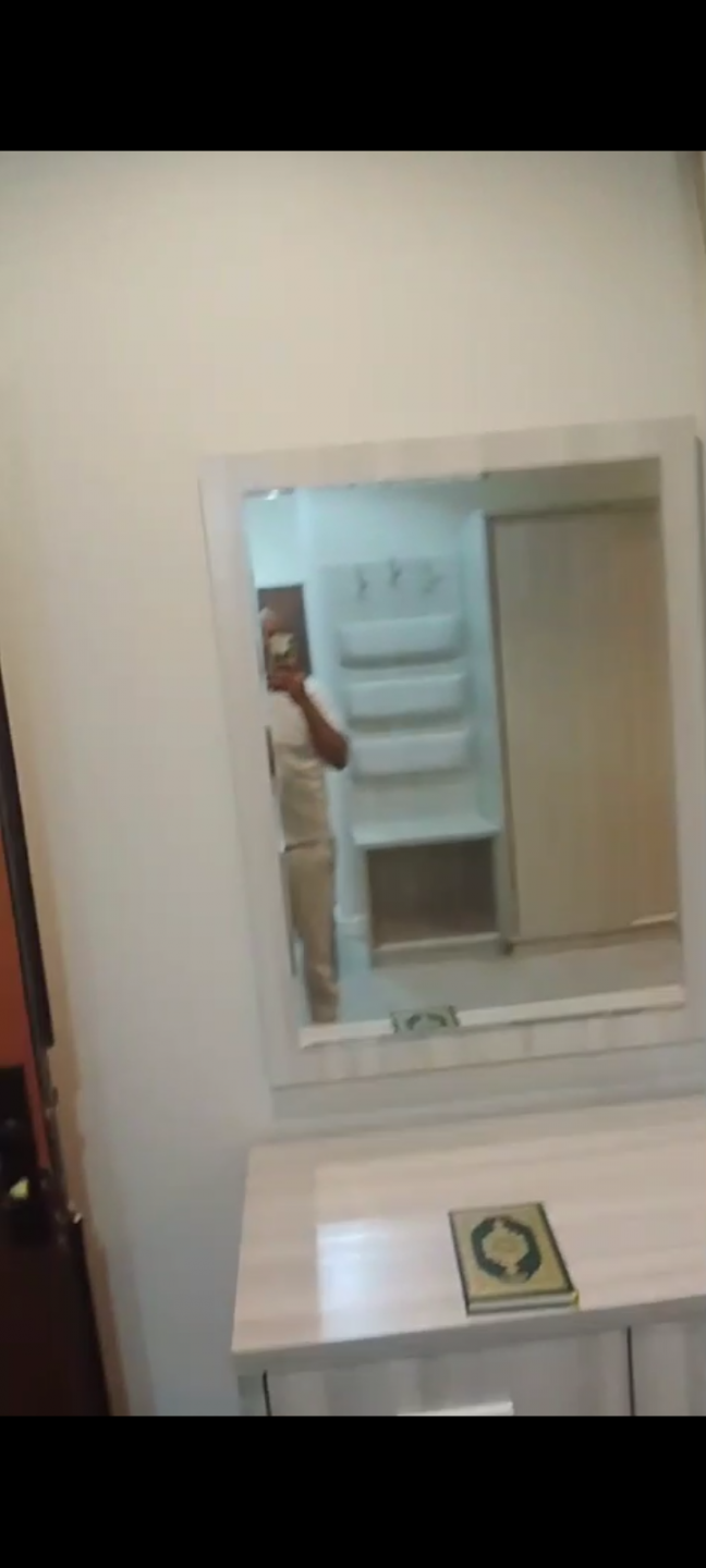 Luxury room in Al Mugharazat neighborhood