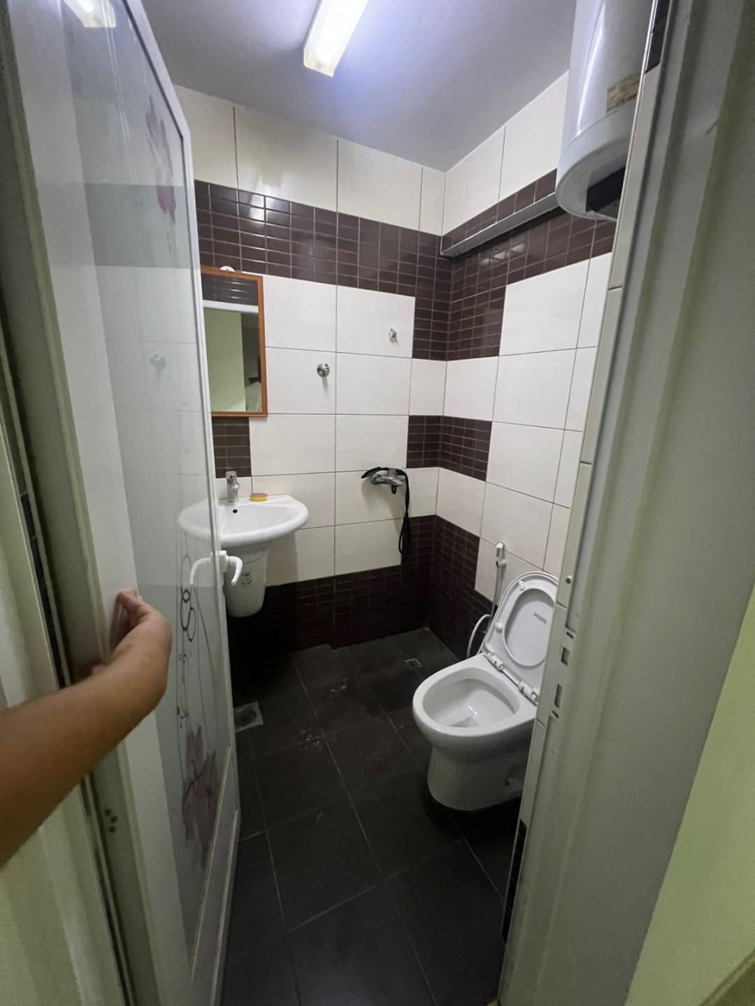 Room for rent – Al Hail North