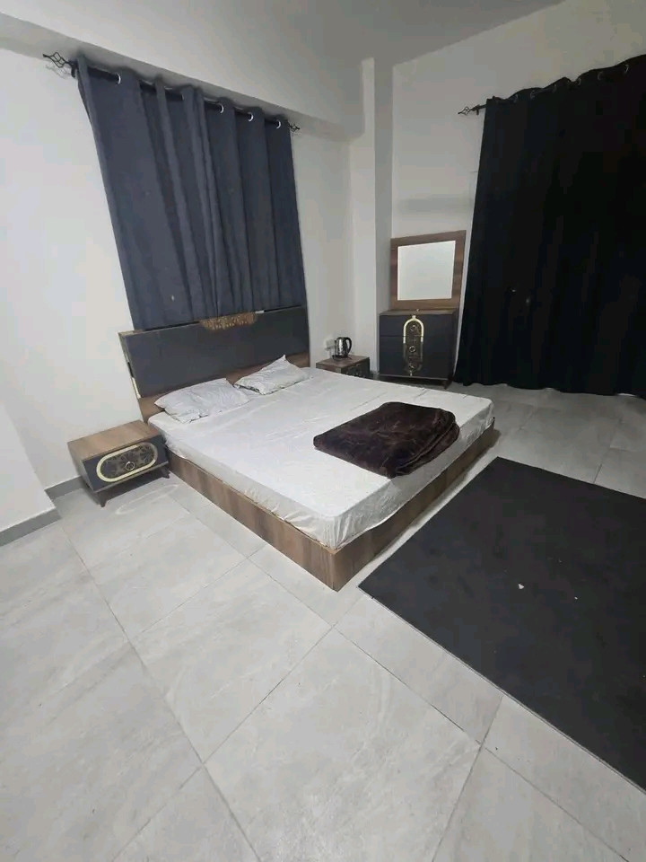 Room with balcony, well furnished