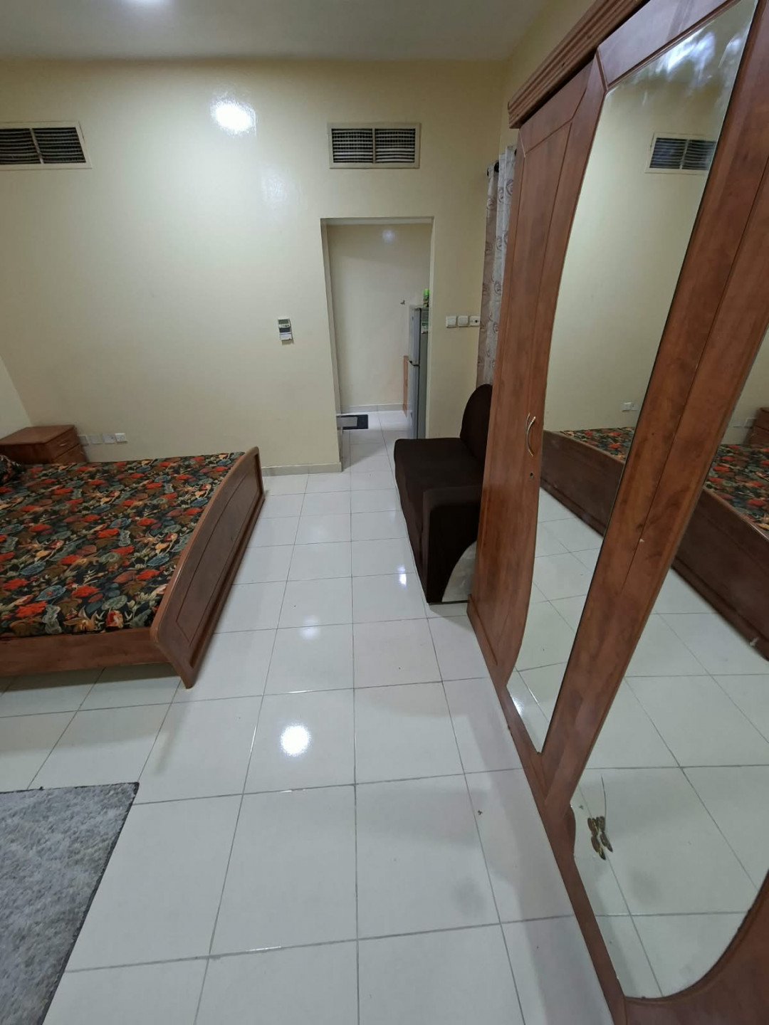 🔥 Extra Large Master Bedroom for Rent – 🔥