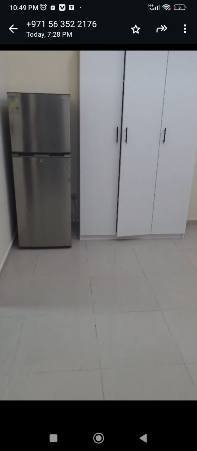 Spacious master bedroom for a girl or family in clean accommodation