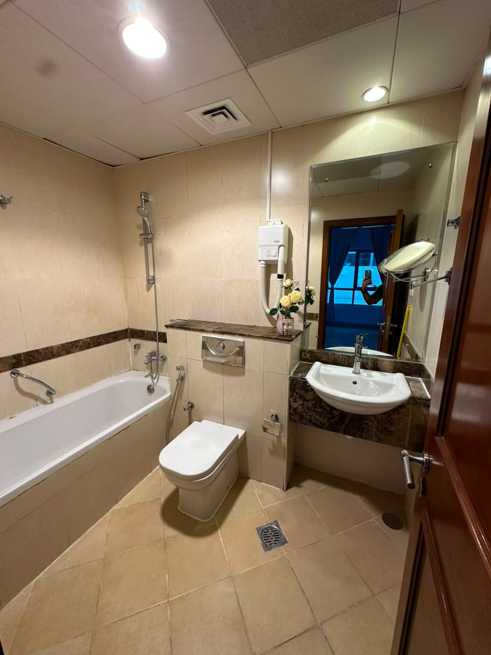 spacious master bedroom