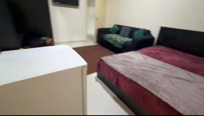 Master room, King Faisal Street