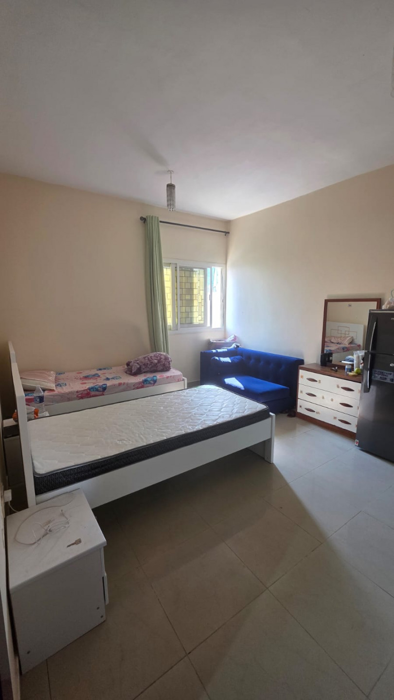 ghrf-mastr-thnayy-fy-shk-bnat-skn-nthyf01791384718.jpg