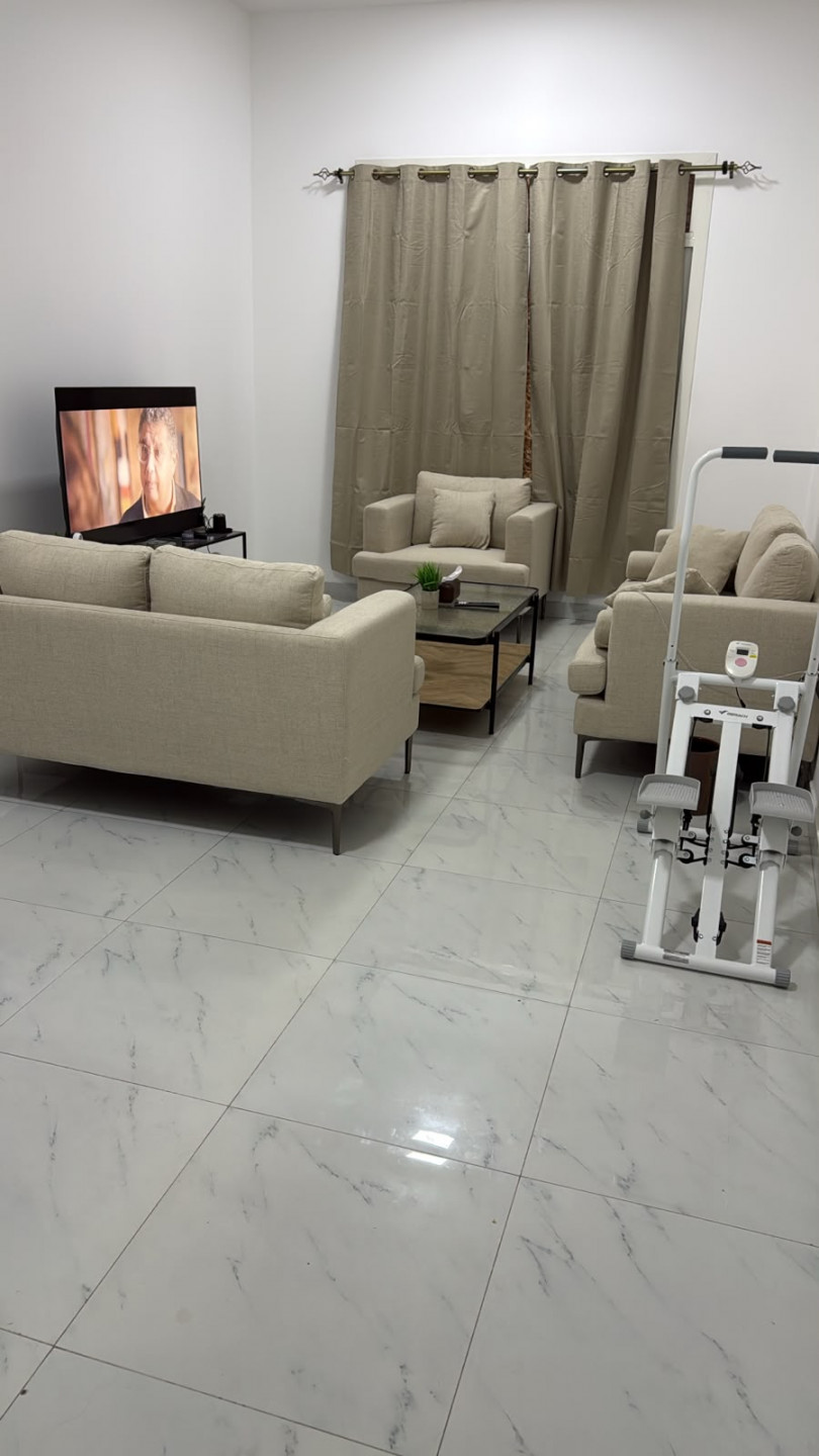 ghrf-mfrosh-frsh-fndky01792922355.jpg