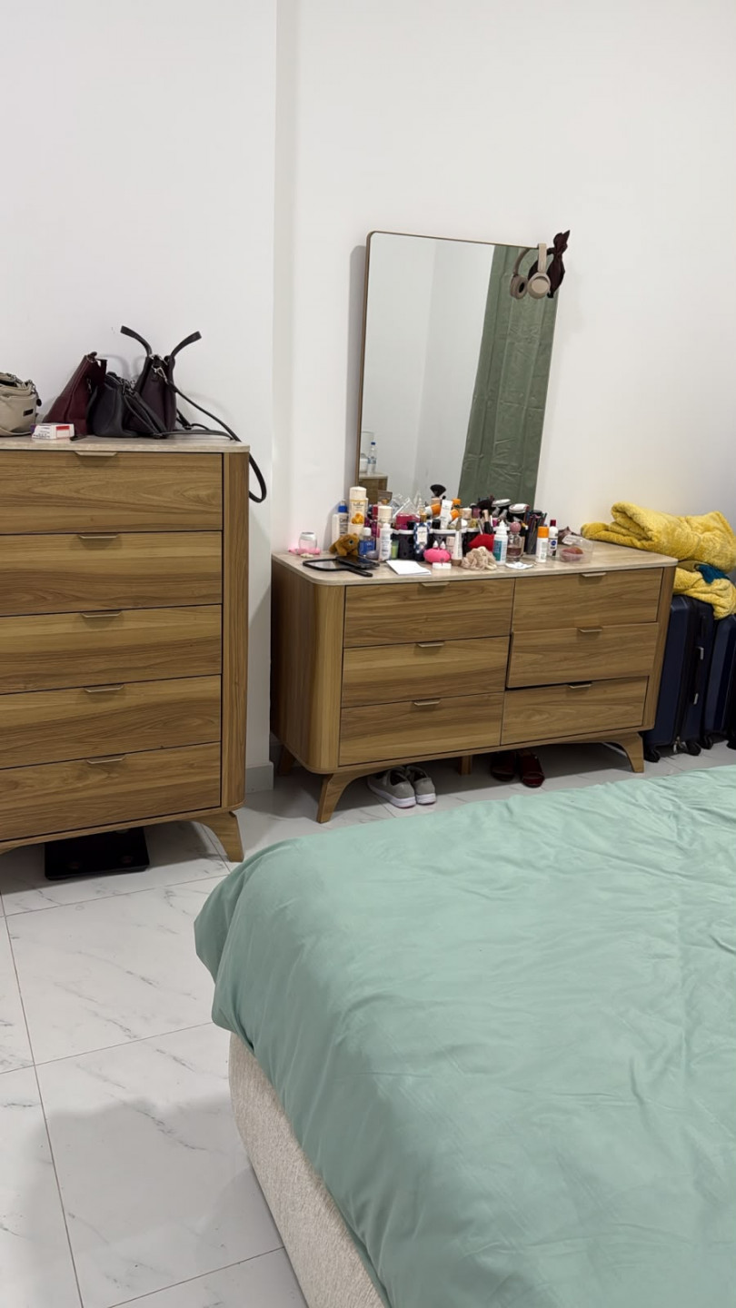 Furnished room with hotel-style furniture