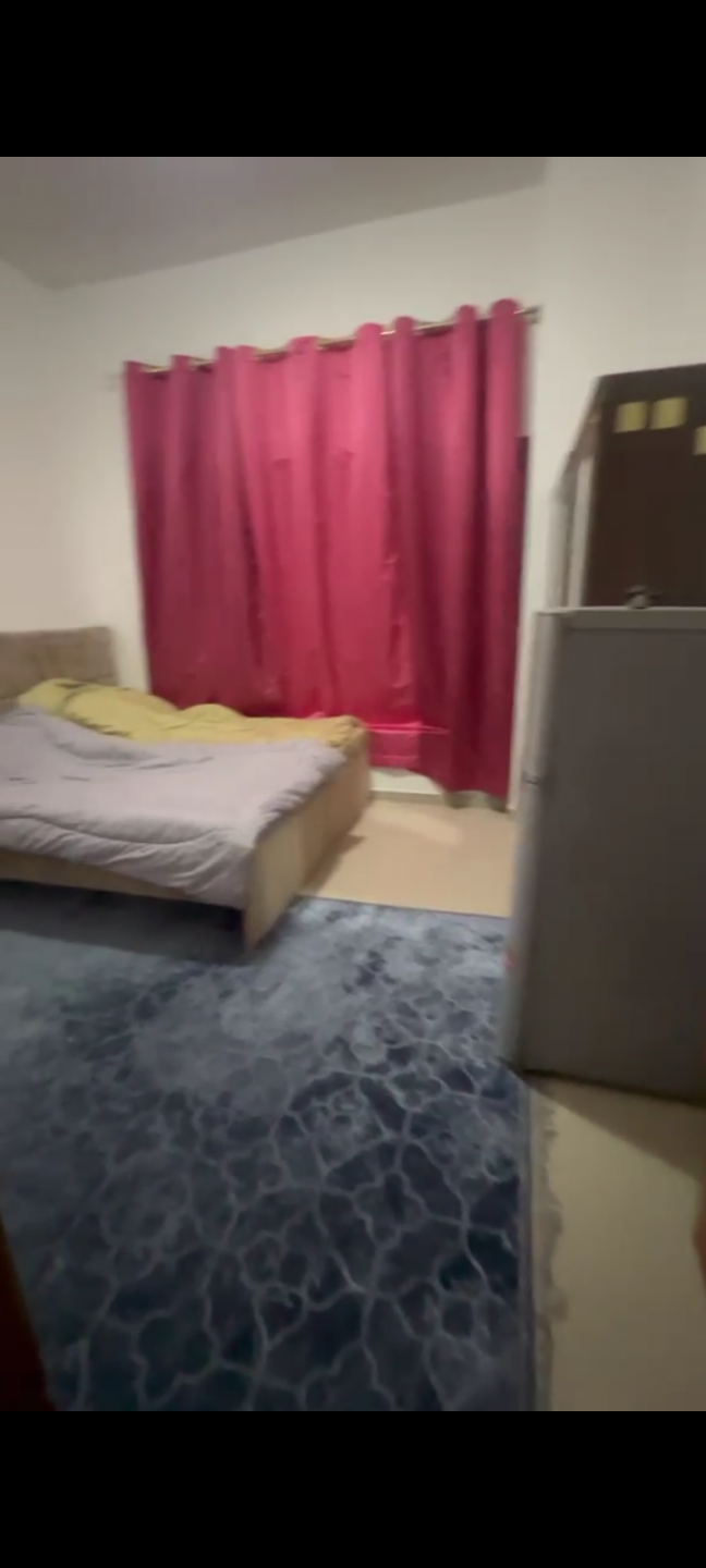 Shared room in Rashidiya