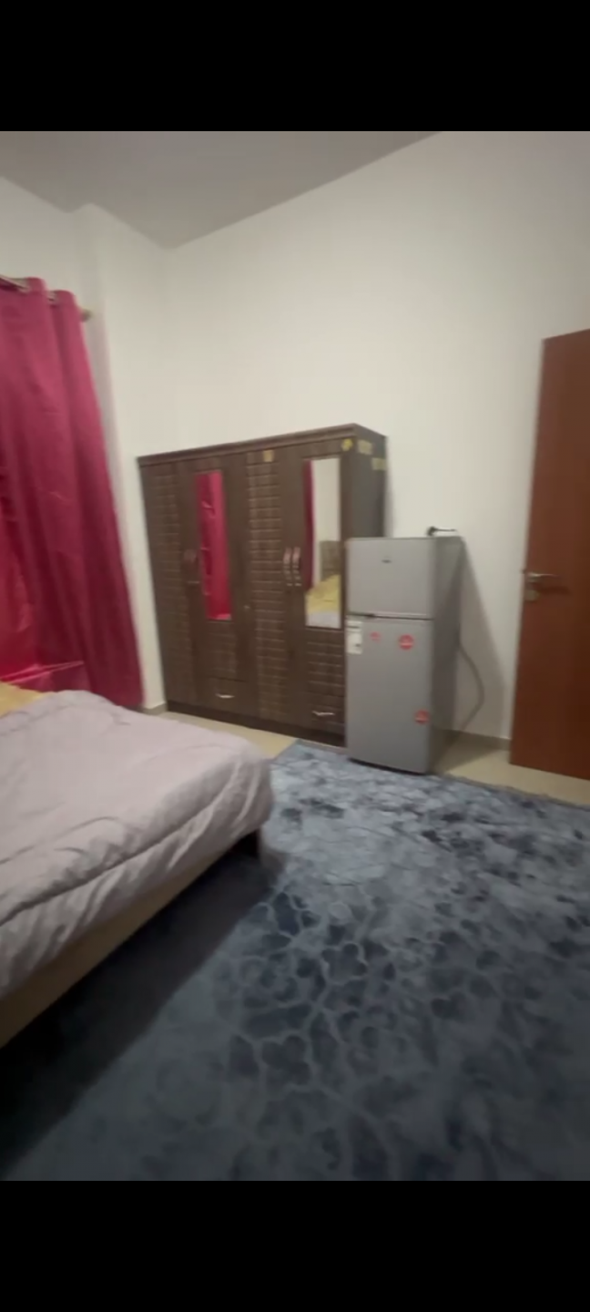 Shared room in Rashidiya